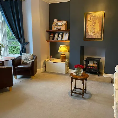 Pensionat Ouse Bridge House 4*